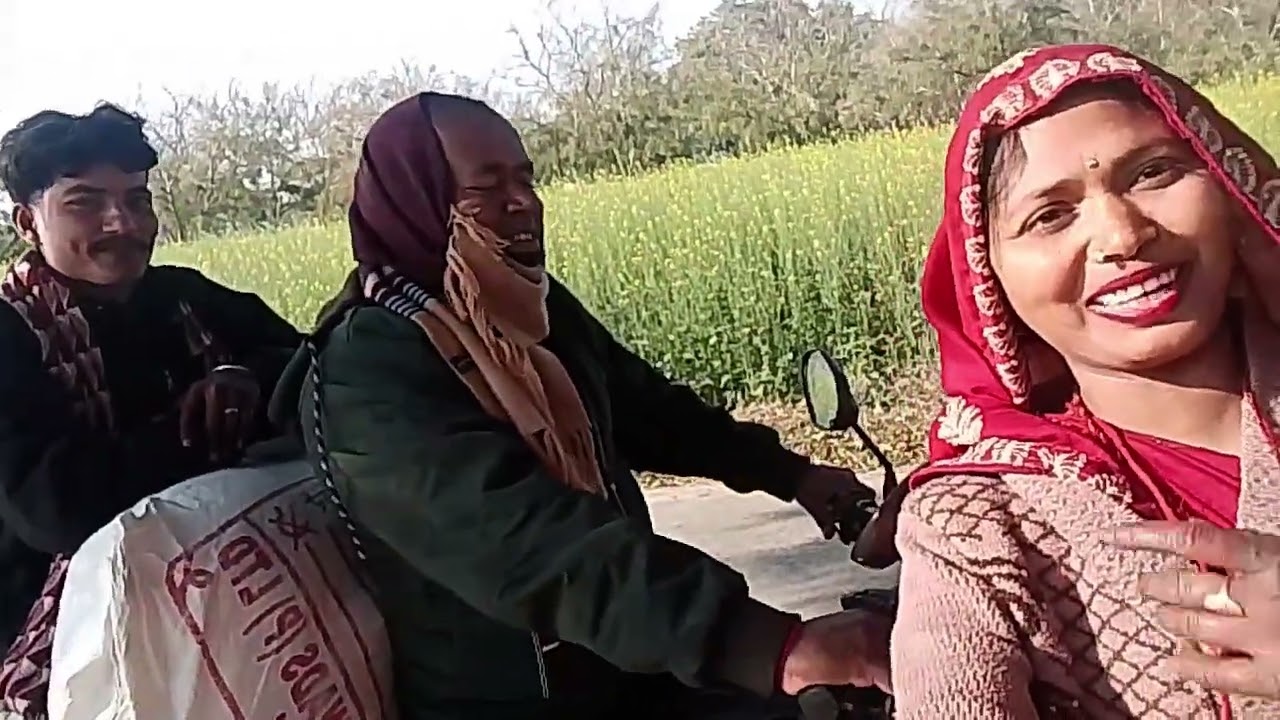 देखिएये दोस्तों मोनिका की भाभी ने भेजा मोनिका को खिचड़ी एक बार जरूर देखिये 