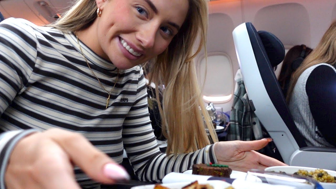 Travel to NEW YORK with me!! Vlogmas day 12 | Saffron Barker