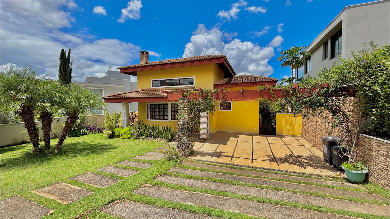 Casa rústica no Condomínio Figueira Garden, em Atibaia! Oportunidade de venda! $1.350.000,00