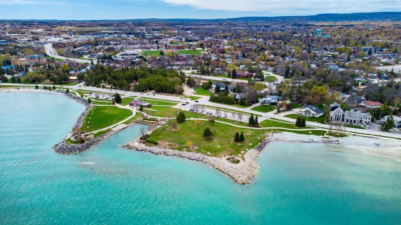 Unit 101, 460 Ontario Street Collingwood For Sale