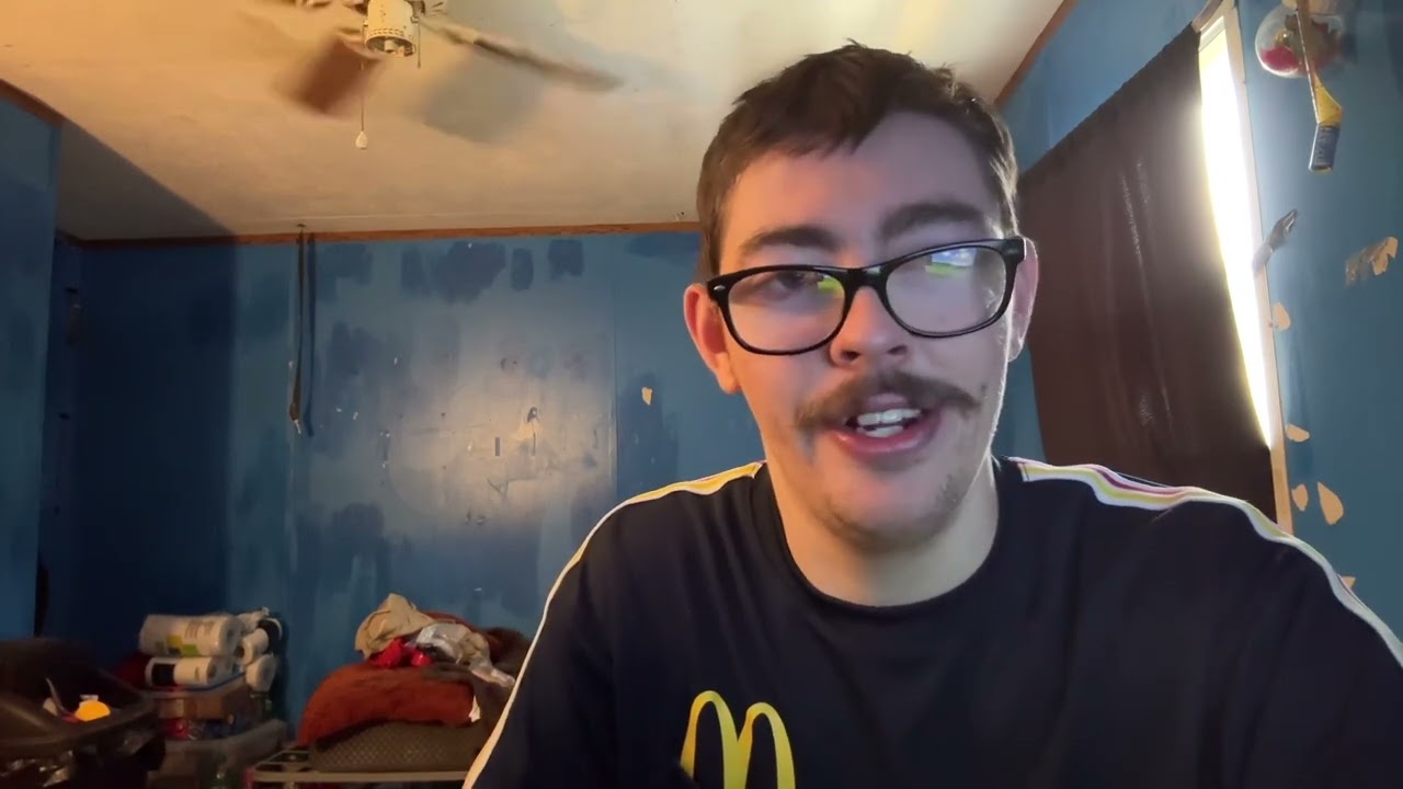 Reviewing Mtn dew infinite swirl bug chewy chips ahoy and speedway milk chocolate bar 