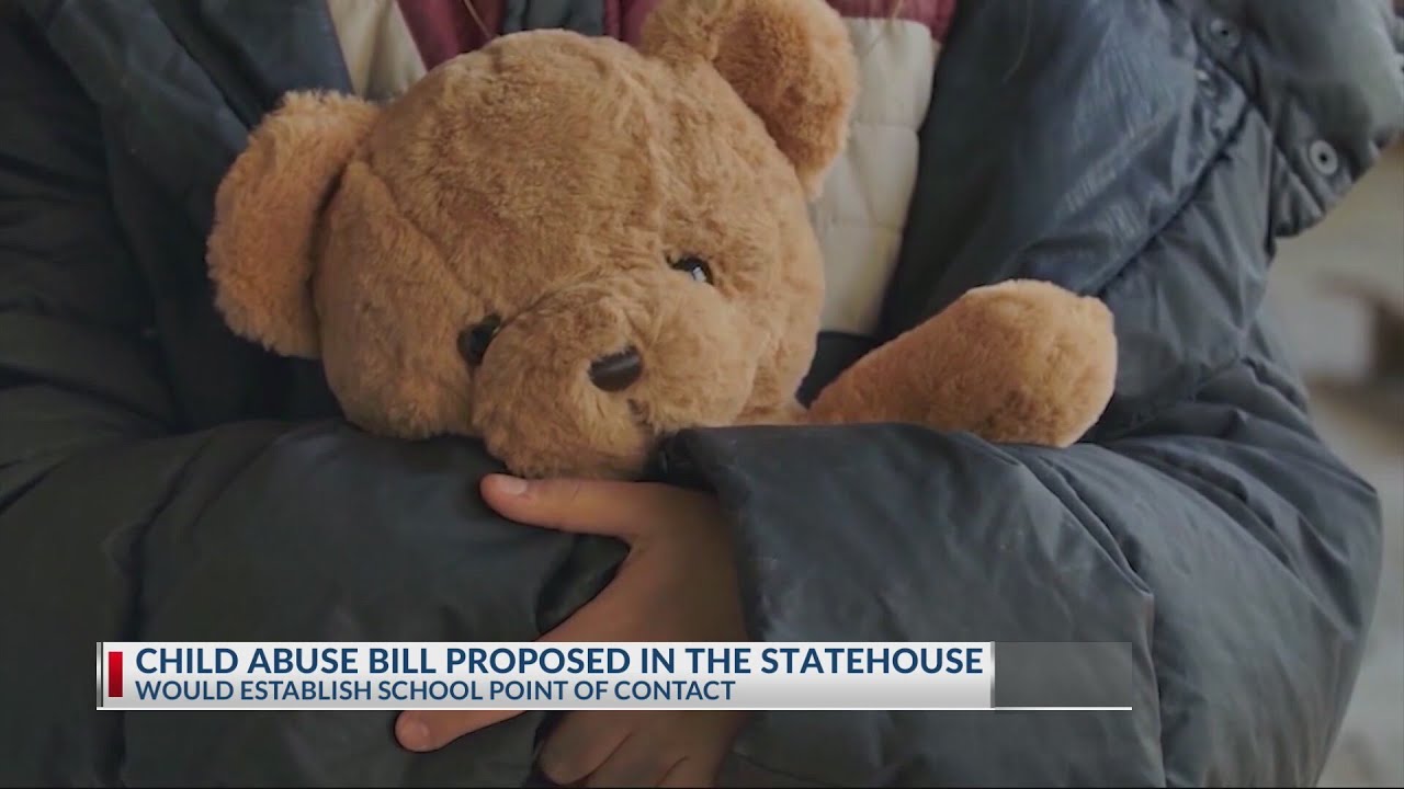 Ohio bill would fill gaps in child abuse reporting systems