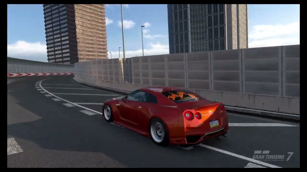 Tokyo 4WD challenge. 1021hp GT-R