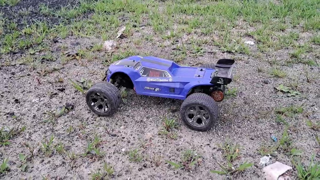RedCat Piranha Brushless Conversion  3s Rip!!!!