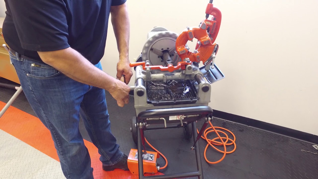 See the RIDGID 300 Compact Threader in Action