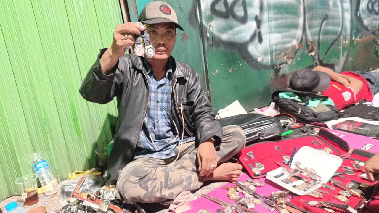 JAM ORIGINAL ‼️ SWISS RUSIA JEPANG ADA DI PASAR LOAK JATINEGARA 