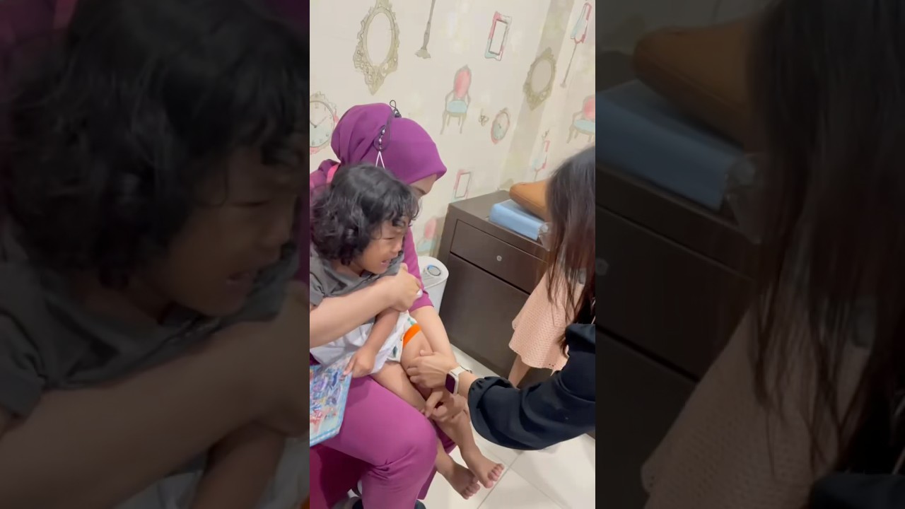 SAKITNYA 😢#short #shorts #viralvideo #viralshorts #fyp #trending #suntik #imunisasi #vaksin