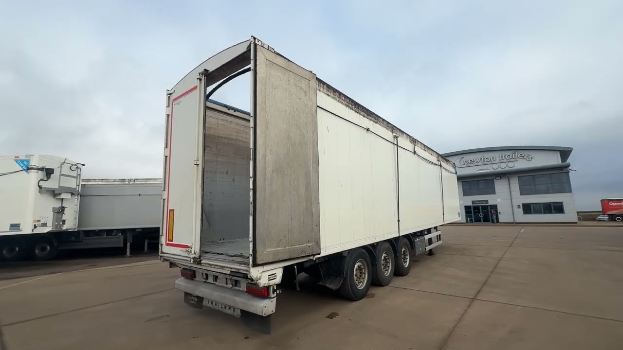 Knapen Biomass Moving Floor Trailer