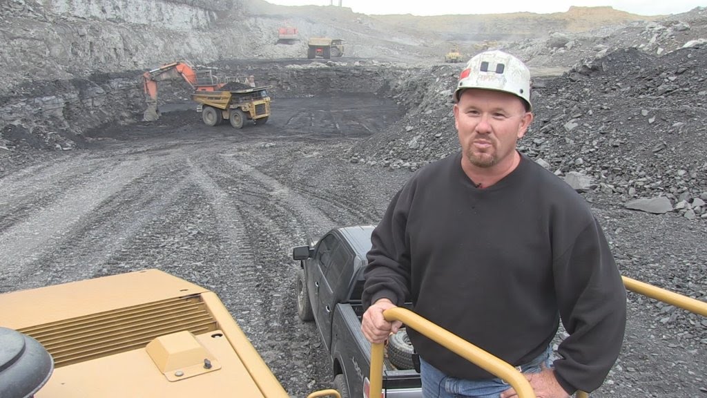 Struggling US coal industry sees Trump as saviour