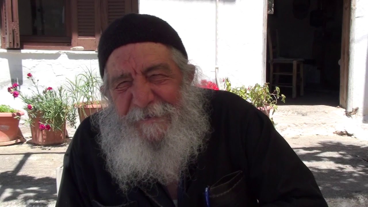 ΔΙΑΒΑΣΗ ΠΟΤΑΜΟΥ: ΑΓΙΟΣ ΠΟΡΦΥΡΙΟΣ ΚΑΙ ΠAΠΑ ΓΙΩΡΓΗΣ ΧΙΩΤΑΚΗΣ  ΧΩΡΙΣ ΝΑ ΒΡΑΧΟΥΝ.