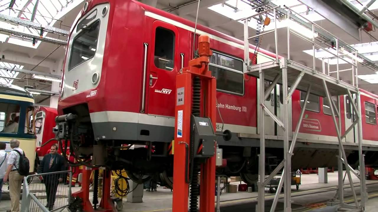 Tag der offenen Tür bei der Hamburger S-Bahn im BW Ohlsdorf und Sonderfahrten mit ET171 082