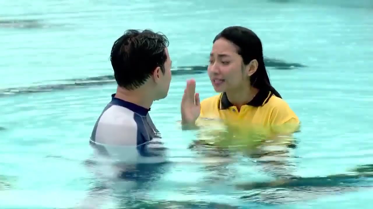 FTV Love At Kolam Renang