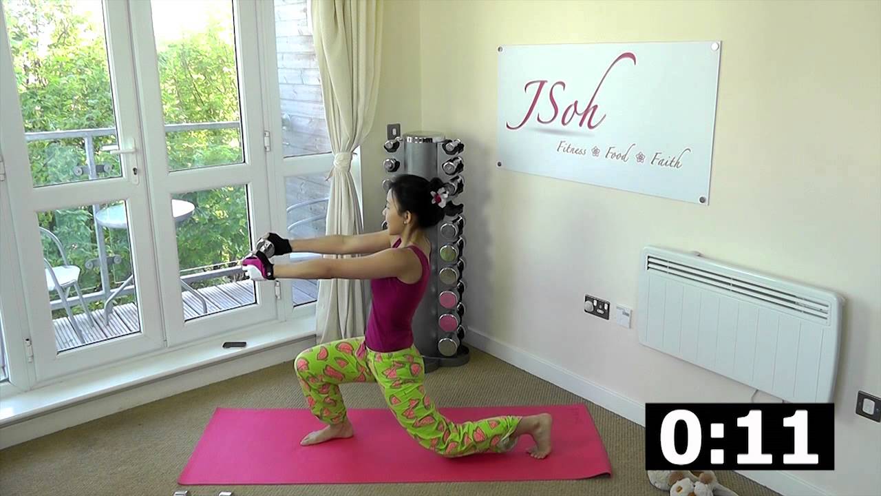 7-Minute Morning Workout in Pyjamas