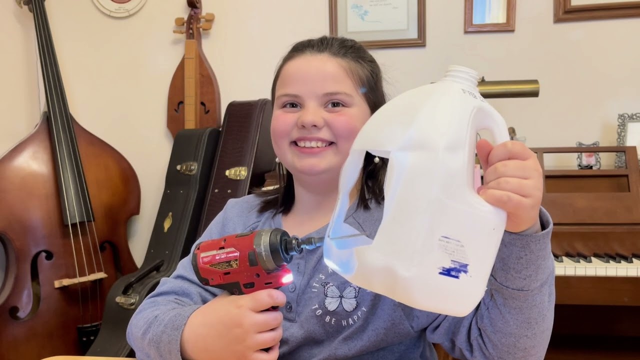 Mik Jug Bird Feeder
