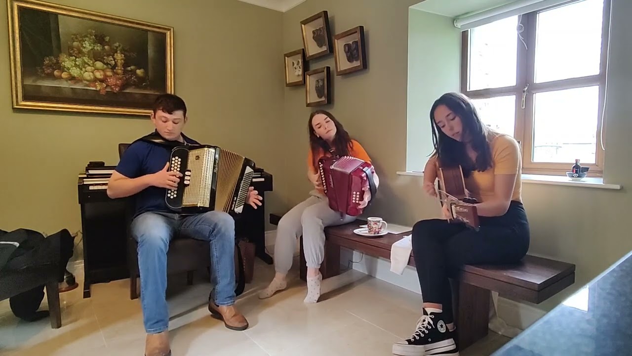 DCulliney's Weekly Wacky Presentation of Music | Week 41 - Jigs: Donna's Fancy & The Stormy Night