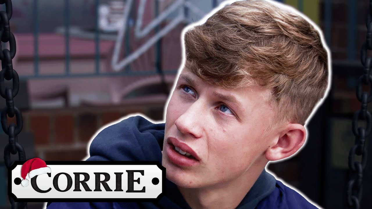 Dylan Carries A Knife In His Bag | Coronation Street