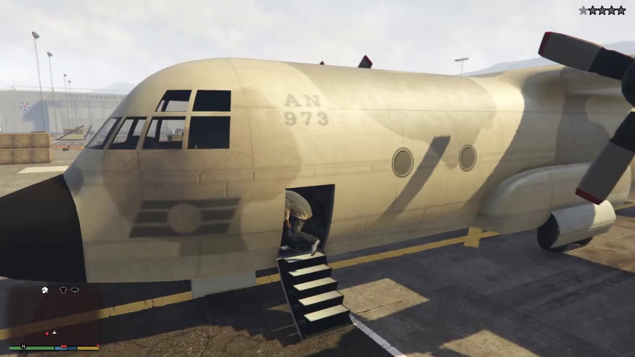 GTA 5 - Stealing a Titan from Fort Zancudo