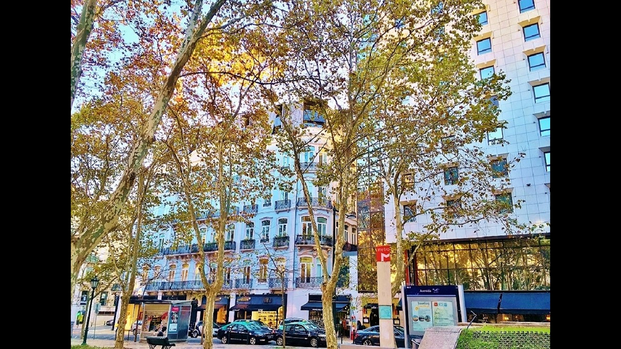 RENT / LISBON CENTER / AV. LIBERDADE panoramic duplex T2 with 3wc.