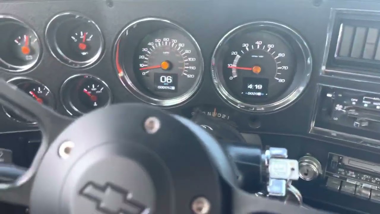 1985 C10 Chevrolet Dakota digital RTX gauges￼ fuel alert
