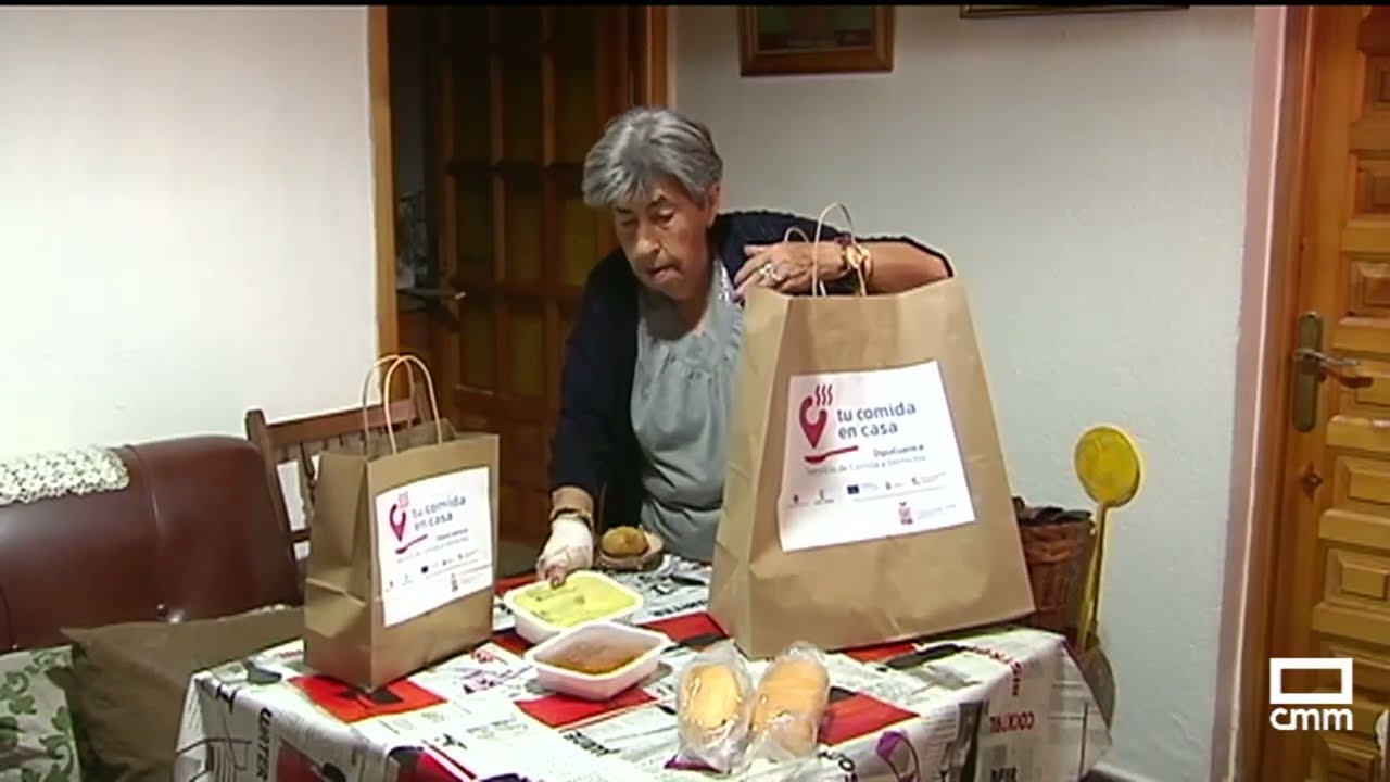 Boniches se beneficia del servicio de comida a domicilio
