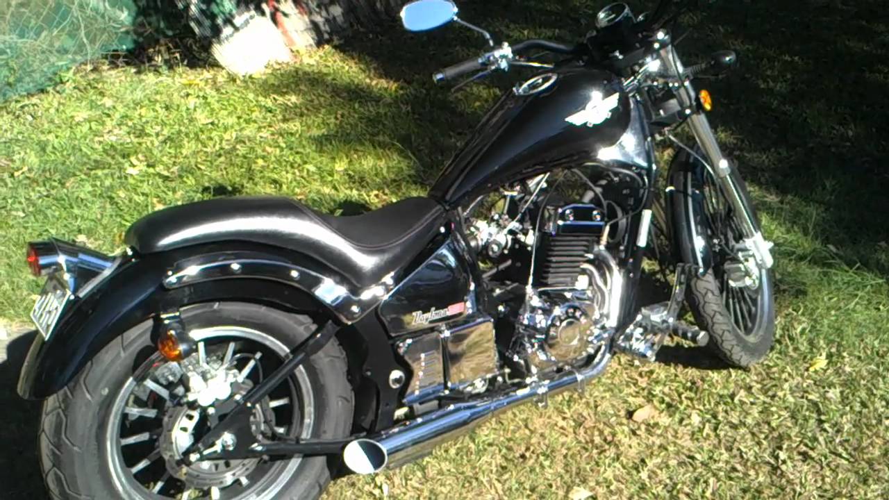 Hunter daytona 350 with modified pipes, start up and ride by