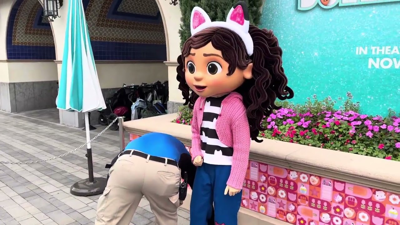 Meeting Gabby from Gabby Dollhouse: The Movie at DreamWorks Theater 9/28/2025