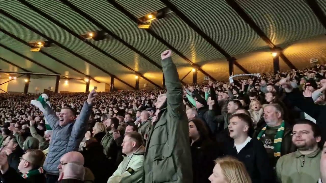 Celtic vs Rangers | Celtic Fans Incredible Atmosphere