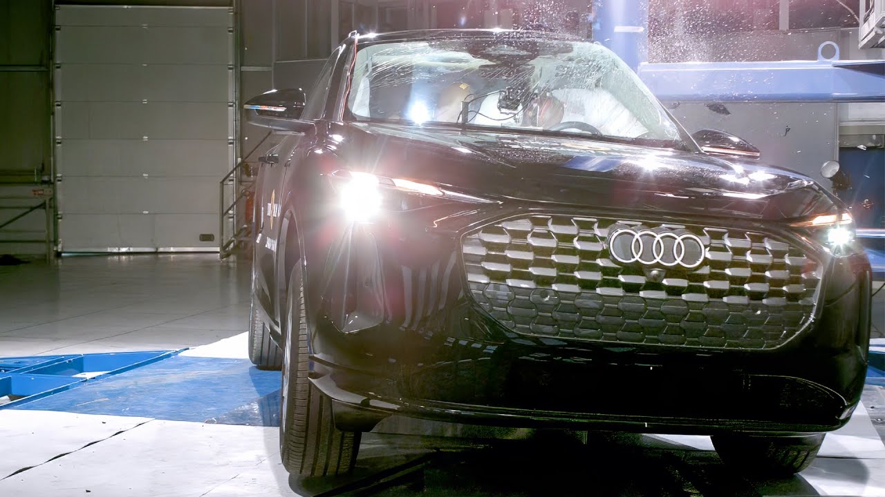 Audi Q5 - Crash and Safety Test