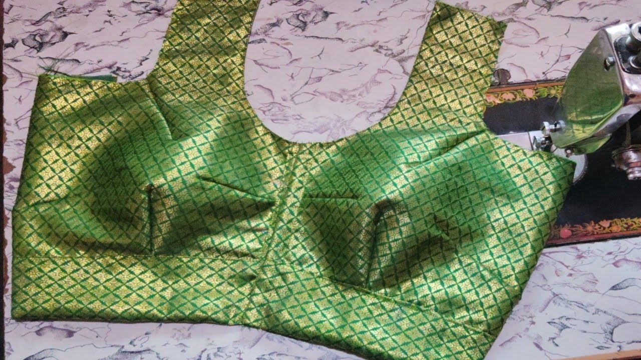 4 Tucks Belt Blouse Cutting#rujaadesigns 