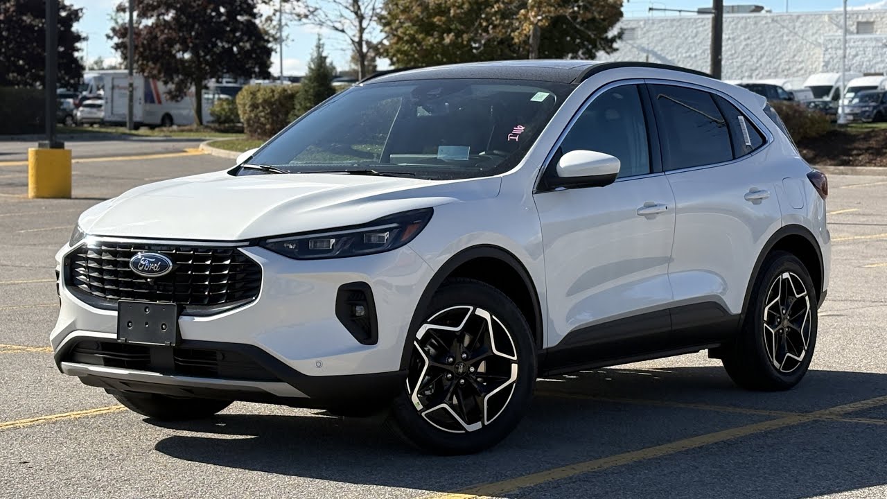 New 2026 Ford Escape Platinum in Star White Metallic Tri-Coat | Barrie Ford