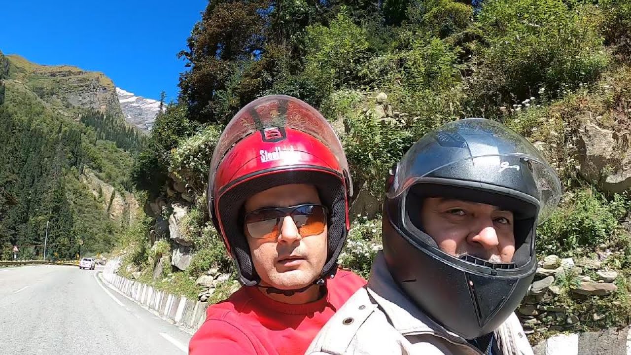 Manali से scooty rent पर लेकर गए Atal Tunnel और Sissu