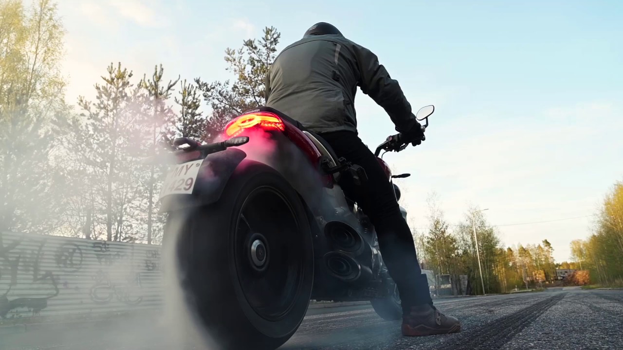 Nettimoto Triumph Rocket 3 R