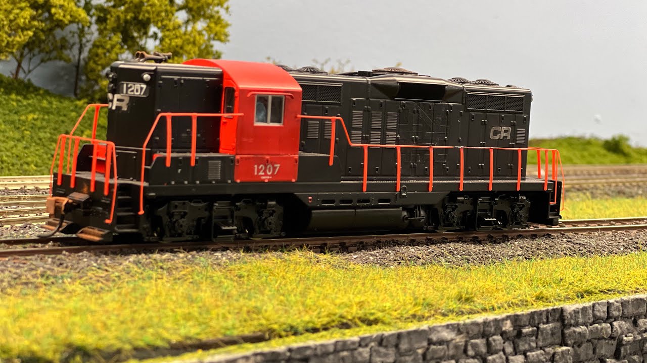 Saving money HO Scale Walthers Mainline DCC sound and train show deals.