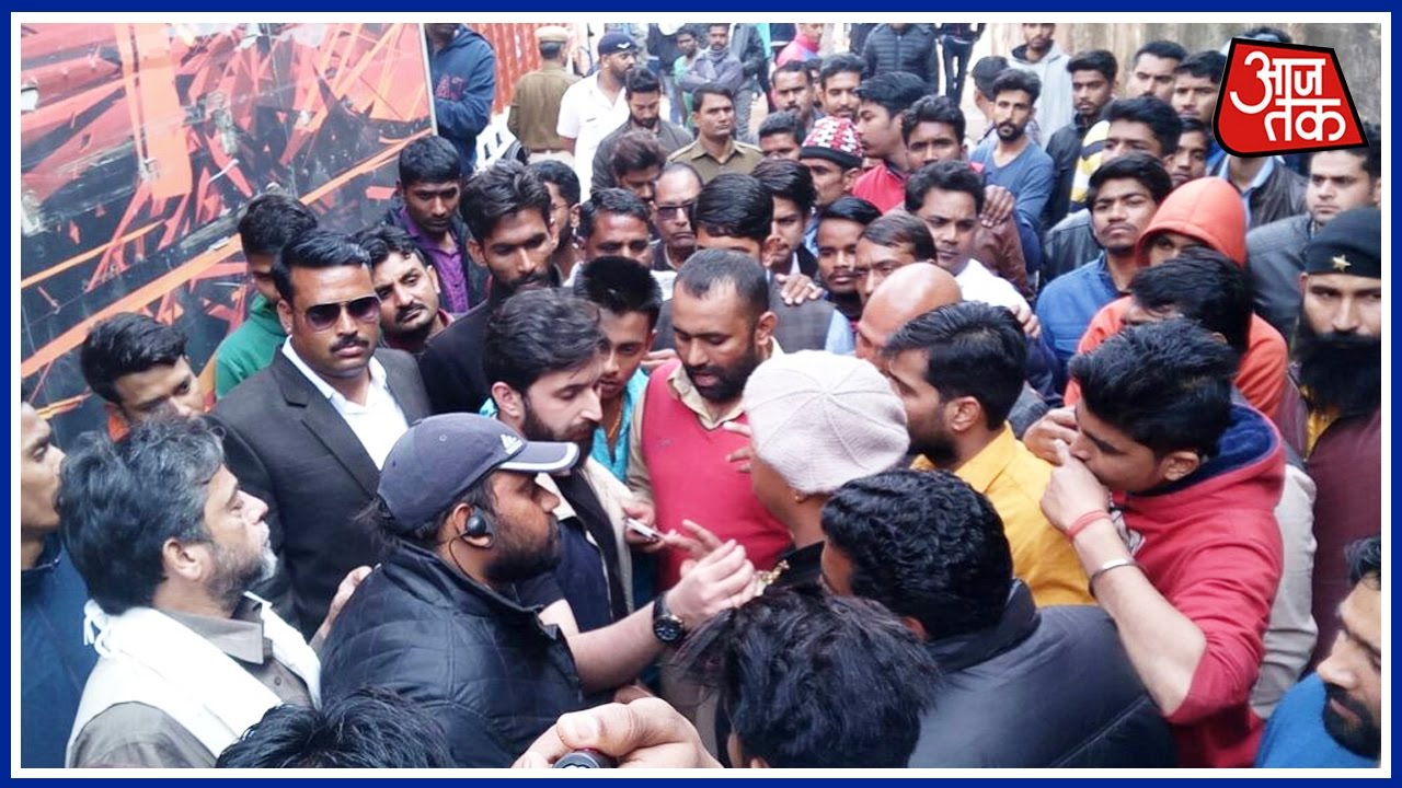 Padmavati: Sanjay Leela Bhansali Stops Shooting In Rajasthan After Attack