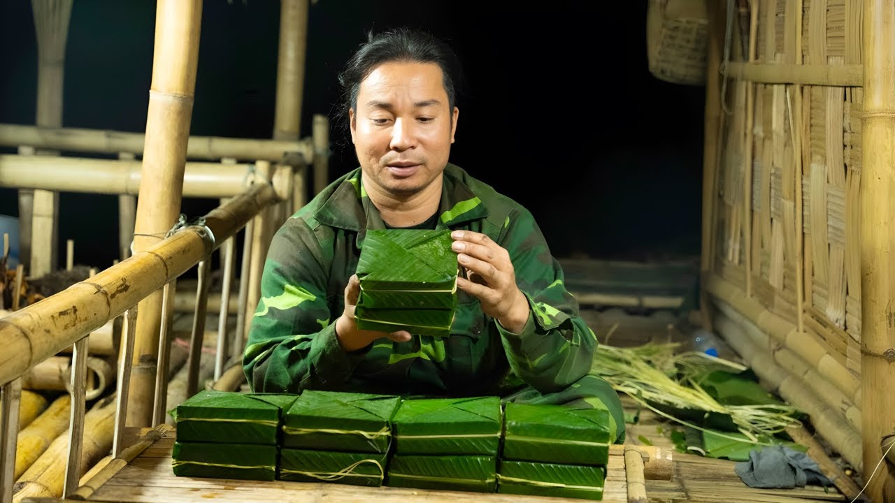 Preparing ingredients for sticky rice rolls - Selling ducks and buying a motorboat to go fishing