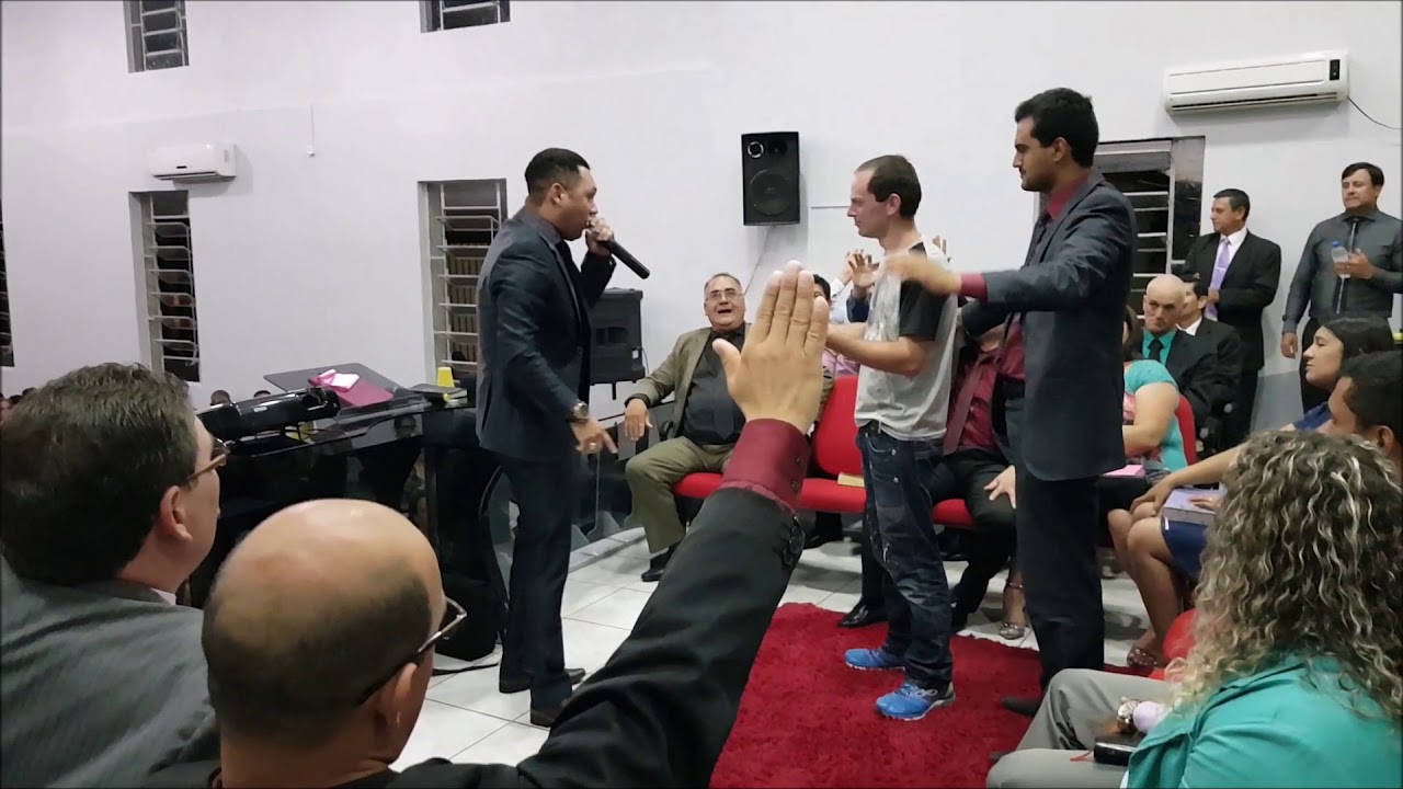 Mãe abandonou filhos, fugiu de casa e Deus revela dia de audiência. Veja oque Deus revelou.