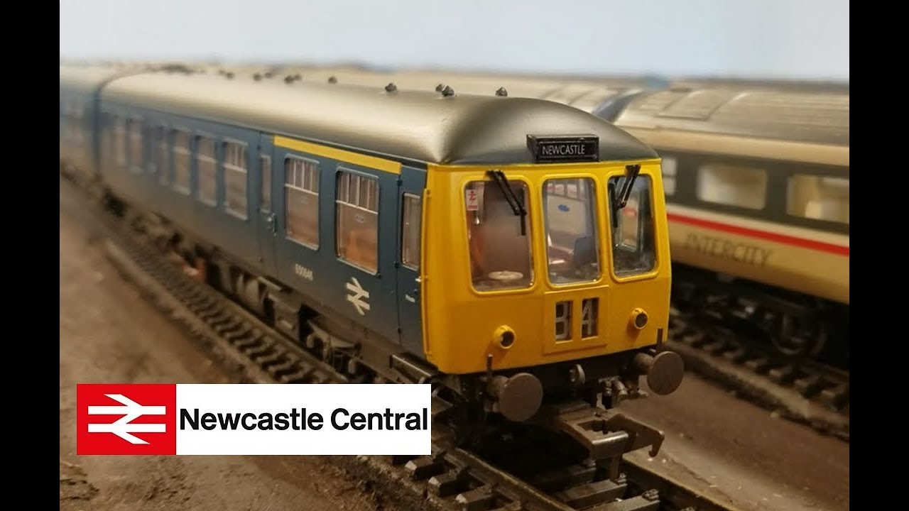 Bachmann Branchline Class 108 3-car DMU
