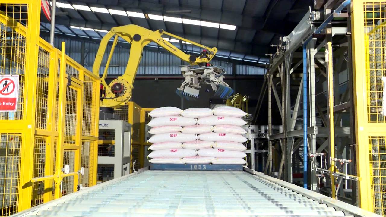 Complete packaging line - Bagging machines & Robotic Palletizers