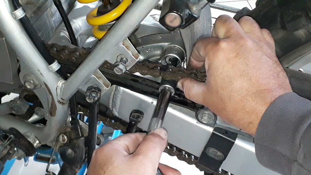 Honda Tornado XR 250 - Desmontar retirar  monoshock - amortiguador - bajar altura - mantenimiento