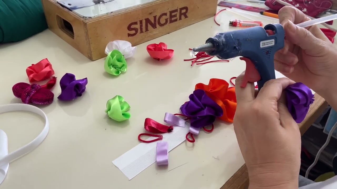 Como hacer diadema de Frida kahlo o muñeca lele