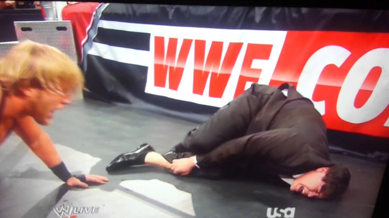 Jack Swagger breaks Ricardo Rodriguez ankle