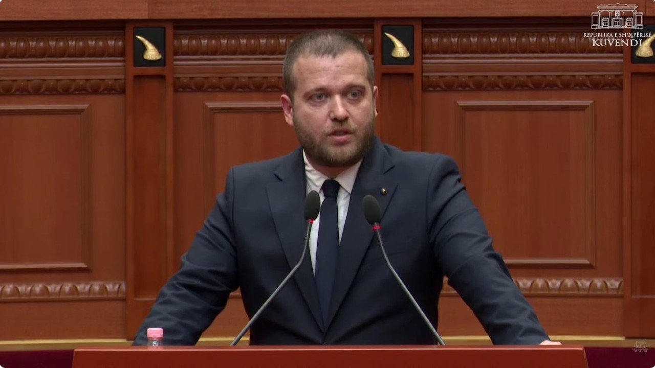Ardit Bido: Në Tatzat, Varfaj, Vërvë, Dishat, Lefterohor e Kakodhiq duhen rrugë për banorë & turizëm