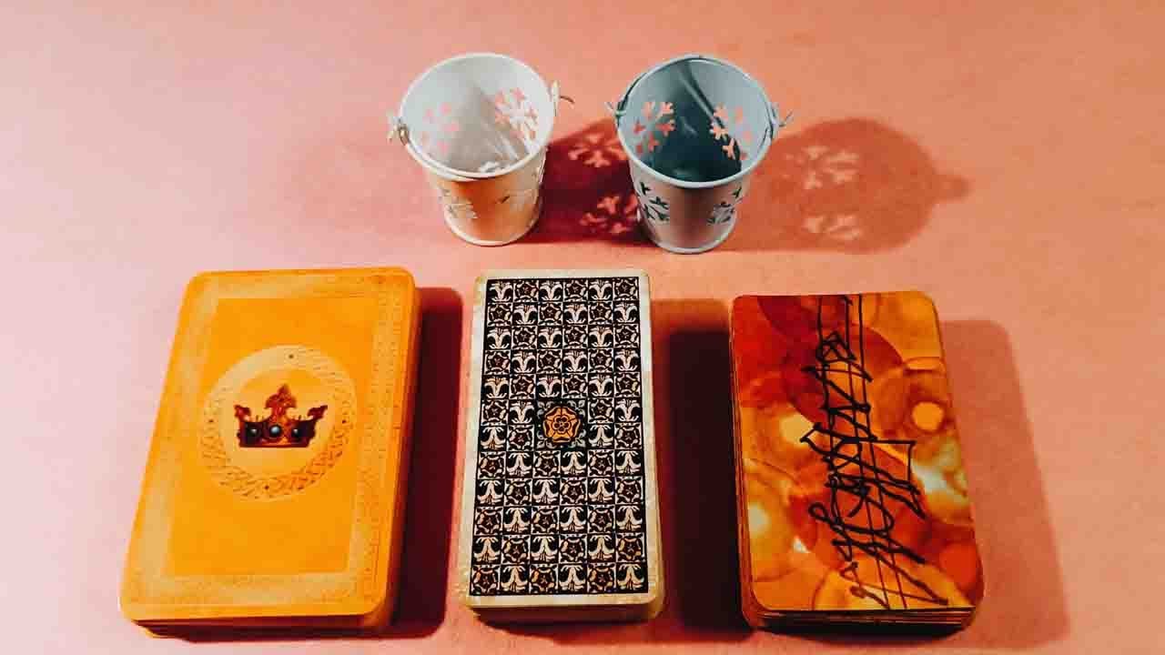 QUÉ SIENTE POR TI A DÍA DE HOY? ¿QUÉ HARÁ AL RESPECTO? Tarot interactivo.