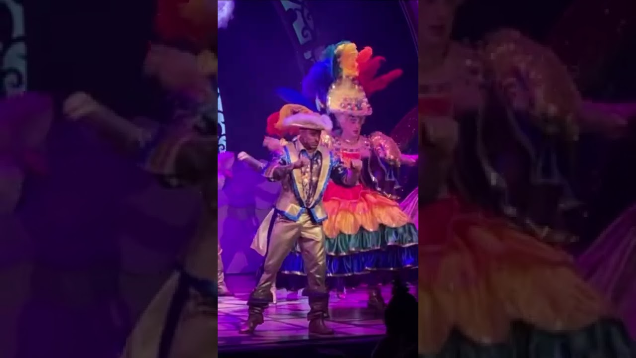 Duncan James in panto 2021