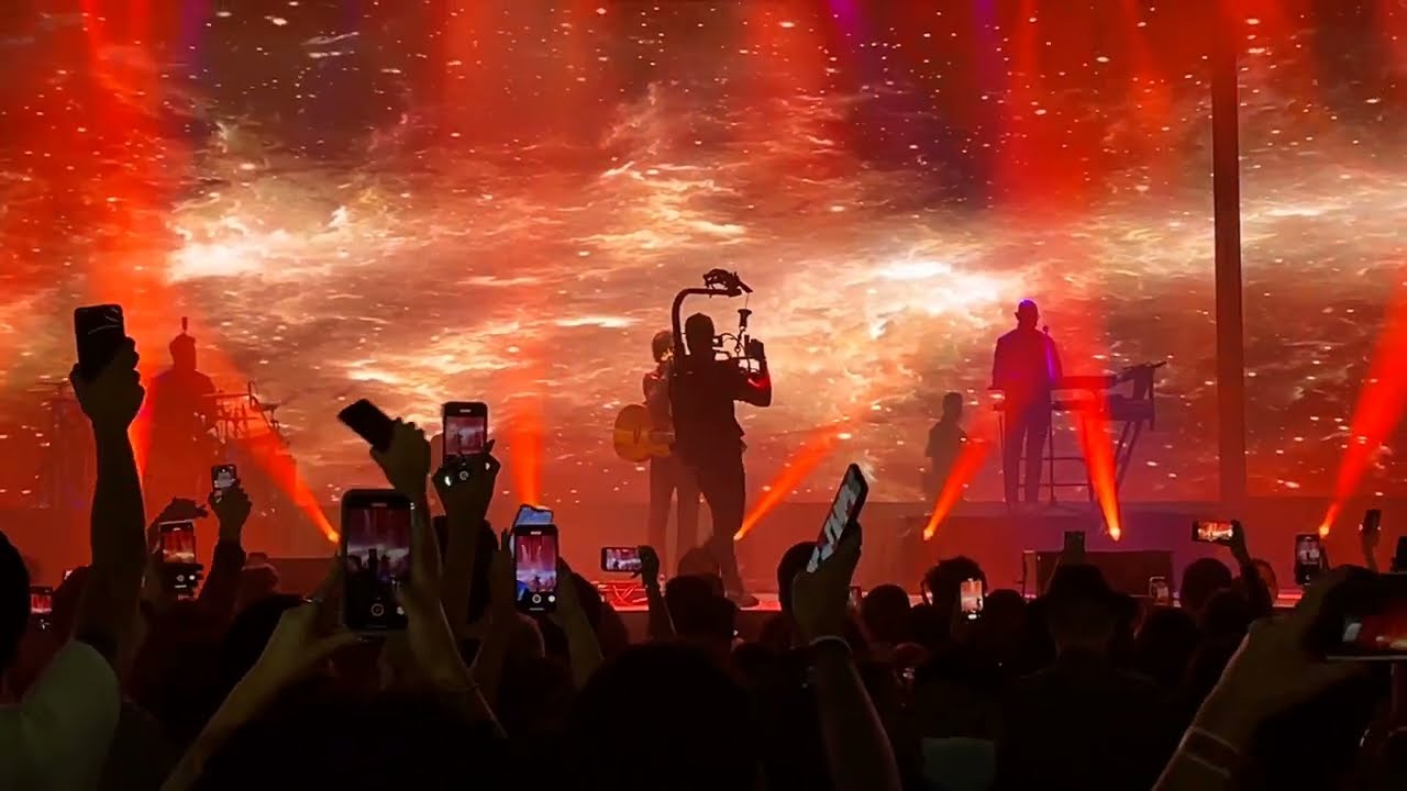 A LA DISTANCIA - SIDDHARTHA (EN VIVO) @PALACIO DE LOS DEPORTES 02 SEPTIEMBRE 2022 #00TOUR
