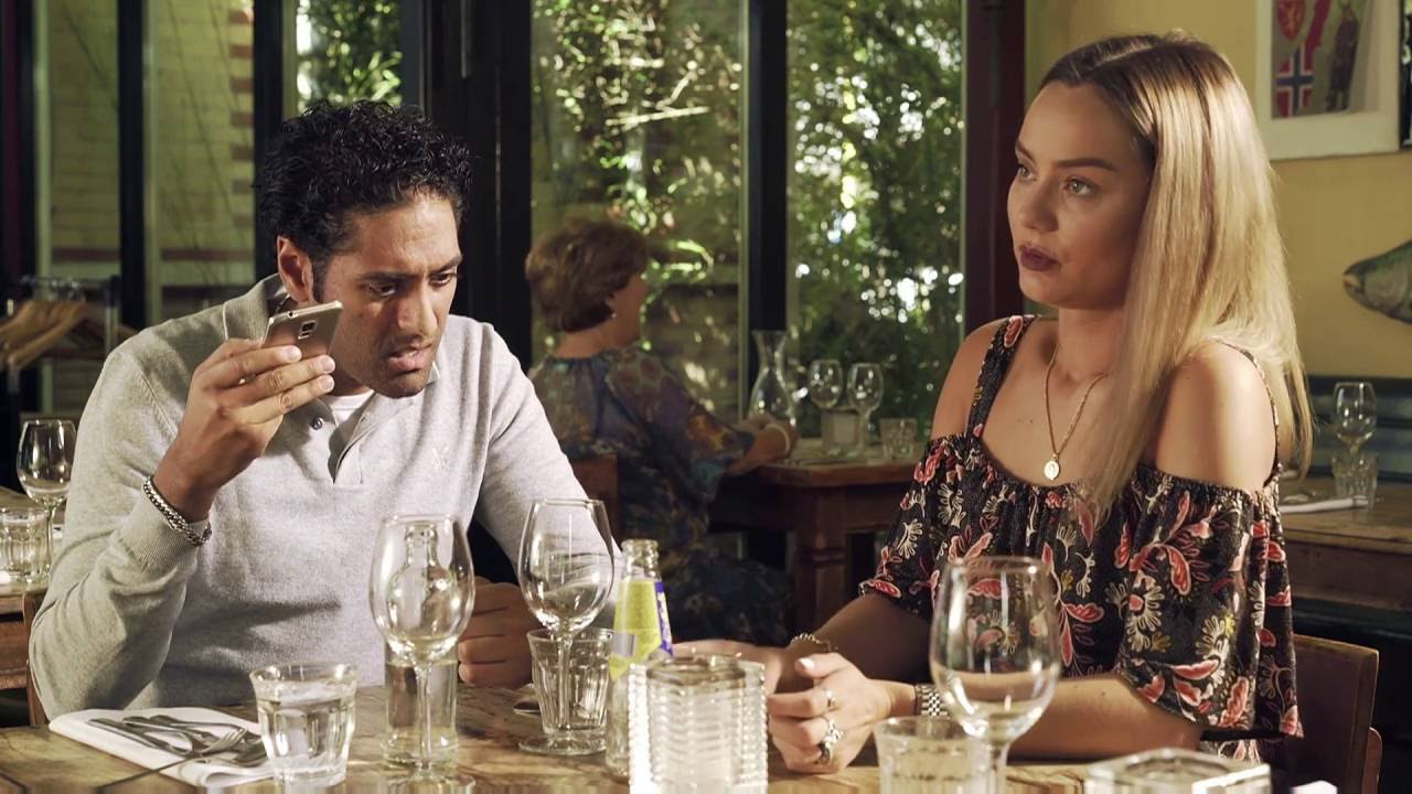 Kamer van Koophandel Reclame - Stelletje op vakantie