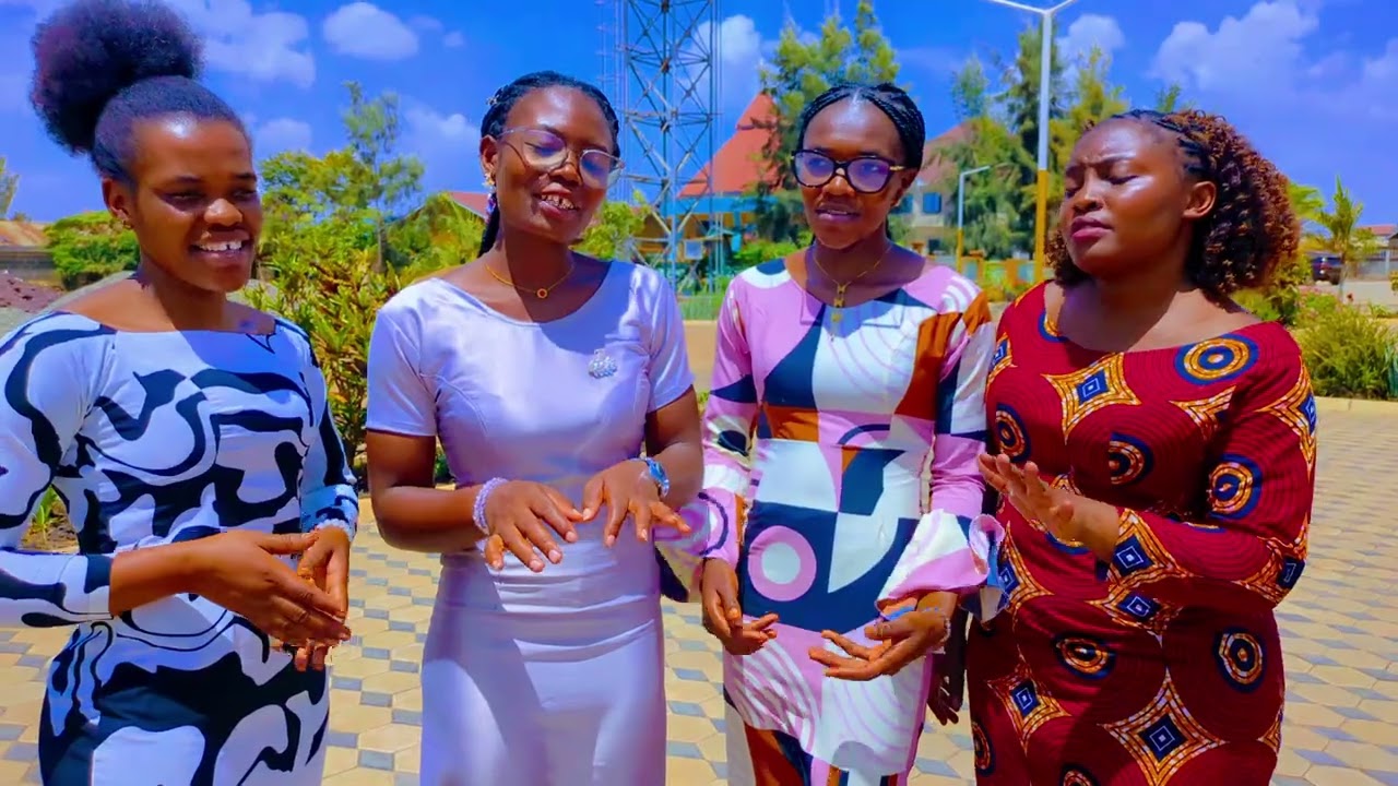 Sanctus Libera - performed by Gratiana and Friends 