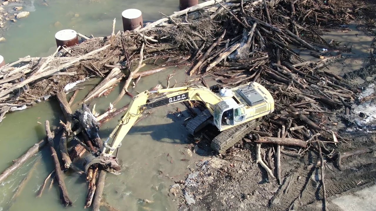 Sandusky River Tree Jam