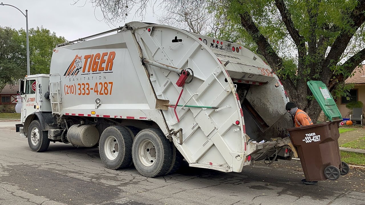 Tiger Sanitation: Mack MRU McNeilus Rear Loader Garbage Truck