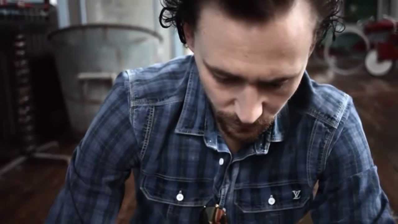 Tom Hiddleston - Punching in a Dream